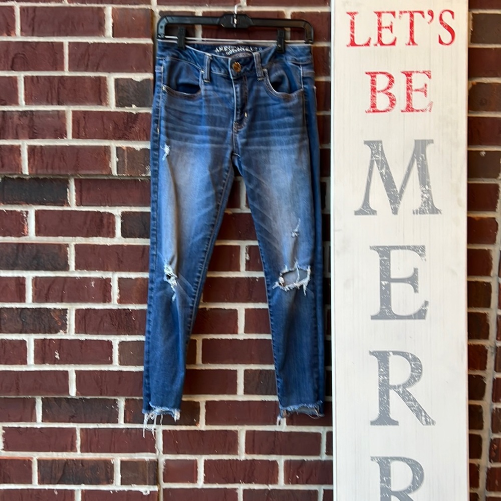 American eagle distressed denim jeggings